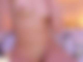 Spettacolo in cam dal vivo con Jin harrison - Petite su Camsoda