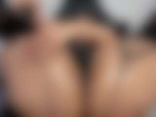 mollyy-rosse's Live Sex Cam Show