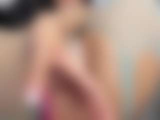 mollyy-rosse's Live Sex Cam Show