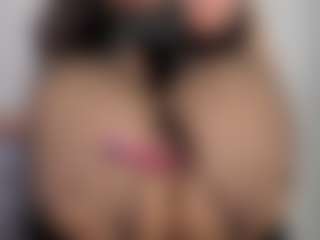 mollyy-rosse's Live Sex Cam Show