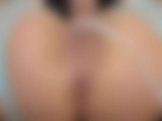 mollyy-rosse's Live Sex Cam Show