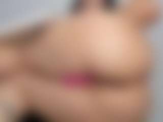 mollyy-rosse's Live Sex Cam Show
