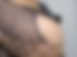 mollyy-rosse's Live Sex Cam Show