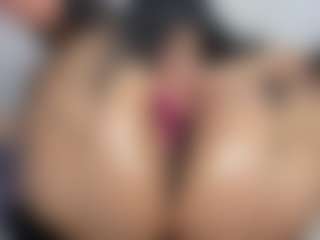 mollyy-rosse's Live Sex Cam Show