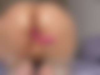 mollyy-rosse's Live Sex Cam Show