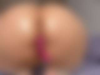 mollyy-rosse's Live Sex Cam Show