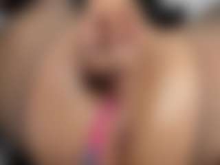 mollyy-rosse's Live Sex Cam Show