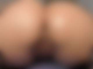 mollyy-rosse's Live Sex Cam Show