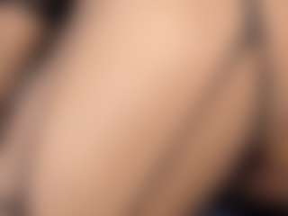 mollyy-rosse's Live Sex Cam Show