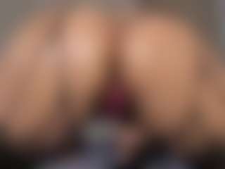 mollyy-rosse's Live Sex Cam Show