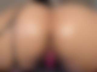mollyy-rosse's Live Sex Cam Show