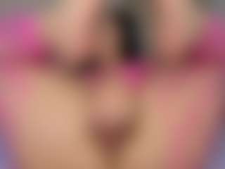 mollyy-rosse's Live Sex Cam Show