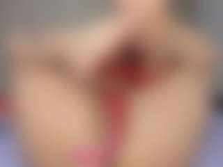 mollyy-rosse's Live Sex Cam Show