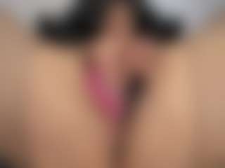 mollyy-rosse's Live Sex Cam Show