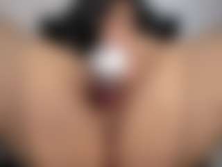 mollyy-rosse's Live Sex Cam Show