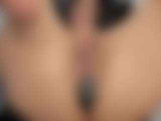 mollyy-rosse's Live Sex Cam Show