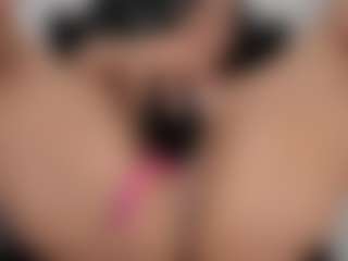 mollyy-rosse's Live Sex Cam Show