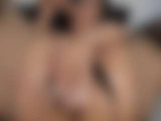 mollyy-rosse's Live Sex Cam Show