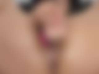 mollyy-rosse's Live Sex Cam Show