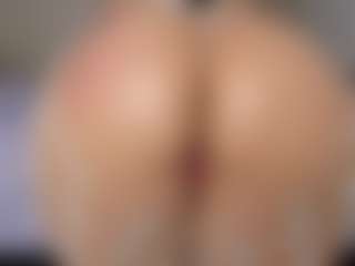 mollyy-rosse's Live Sex Cam Show
