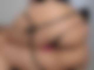 mollyy-rosse's Live Sex Cam Show