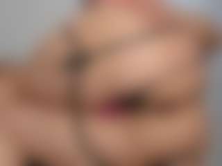 mollyy-rosse's Live Sex Cam Show