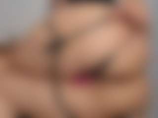 mollyy-rosse's Live Sex Cam Show