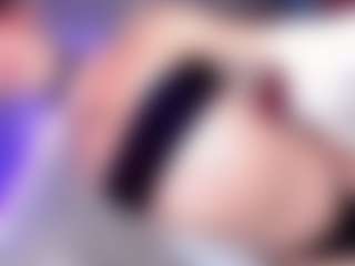 Live cam show with Emmily-Sofia - Flat Chested on CSO-WL