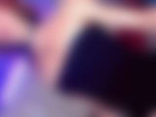 Live cam show with Emmily-Sofia - Lean on Camsoda