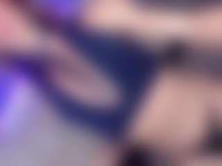 Live cam show with Emmily-Sofia - Lean on xblisslive.com