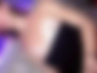 Live cam show with Emmily-Sofia - Spank on Fling VIP Chat