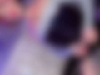 Show live cam dengan Emmily-Sofia - White di Camsoda | colombia