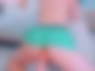 EmilySaaenz's Live Sex Cam Show