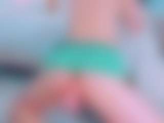 EmilySaaenz's Live Sex Cam Show