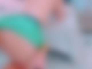 Live cam show with EmilySaaenz - Fetish on studioflirtlive.com