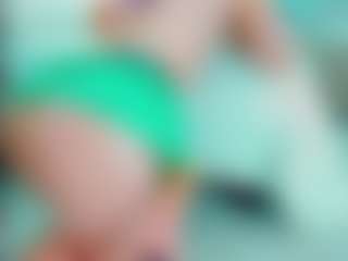 EmilySaaenz's Live Sex Cam Show