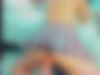 EmilySaaenz's Live Sex Cam Show