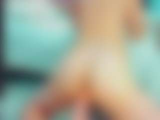 EmilySaaenz's Live Sex Cam Show
