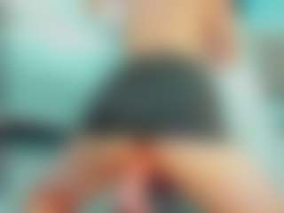 EmilySaaenz's Live Sex Cam Show