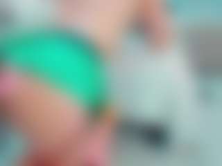 Live cam show with EmilySaaenz - Facial Piercings on https://playwithruby.com