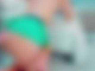 Live cam show with EmilySaaenz - Brown Eyes on fapnchat
