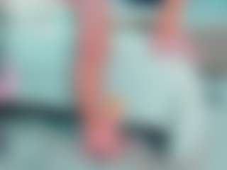 Live cam show with EmilySaaenz - No Smoking on Camming Site