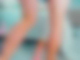 Live cam show with EmilySaaenz - Brown Eyes on sexylive.show