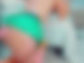 Live cam show with EmilySaaenz - HD on Camming Site