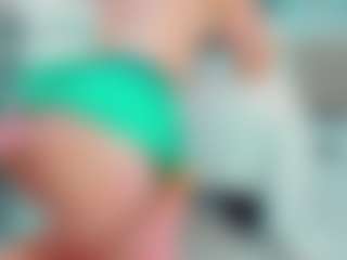 Live cam show with EmilySaaenz - Latina on Dare Cams | colombia