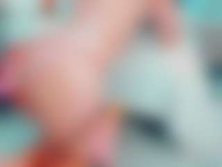Live cam show with EmilySaaenz - Latina on TeamSkeetLive | colombia