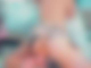 Live cam show with EmilySaaenz - Lean on Camsoda