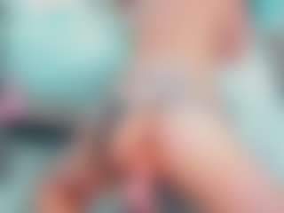 EmilySaaenz's Live Sex Cam Show