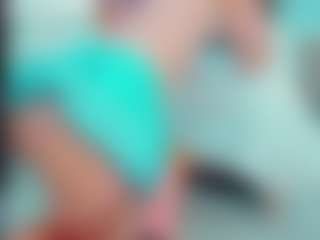 EmilySaaenz's Live Sex Cam Show