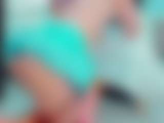 Live cam show with EmilySaaenz - Facial Piercings on Camsoda